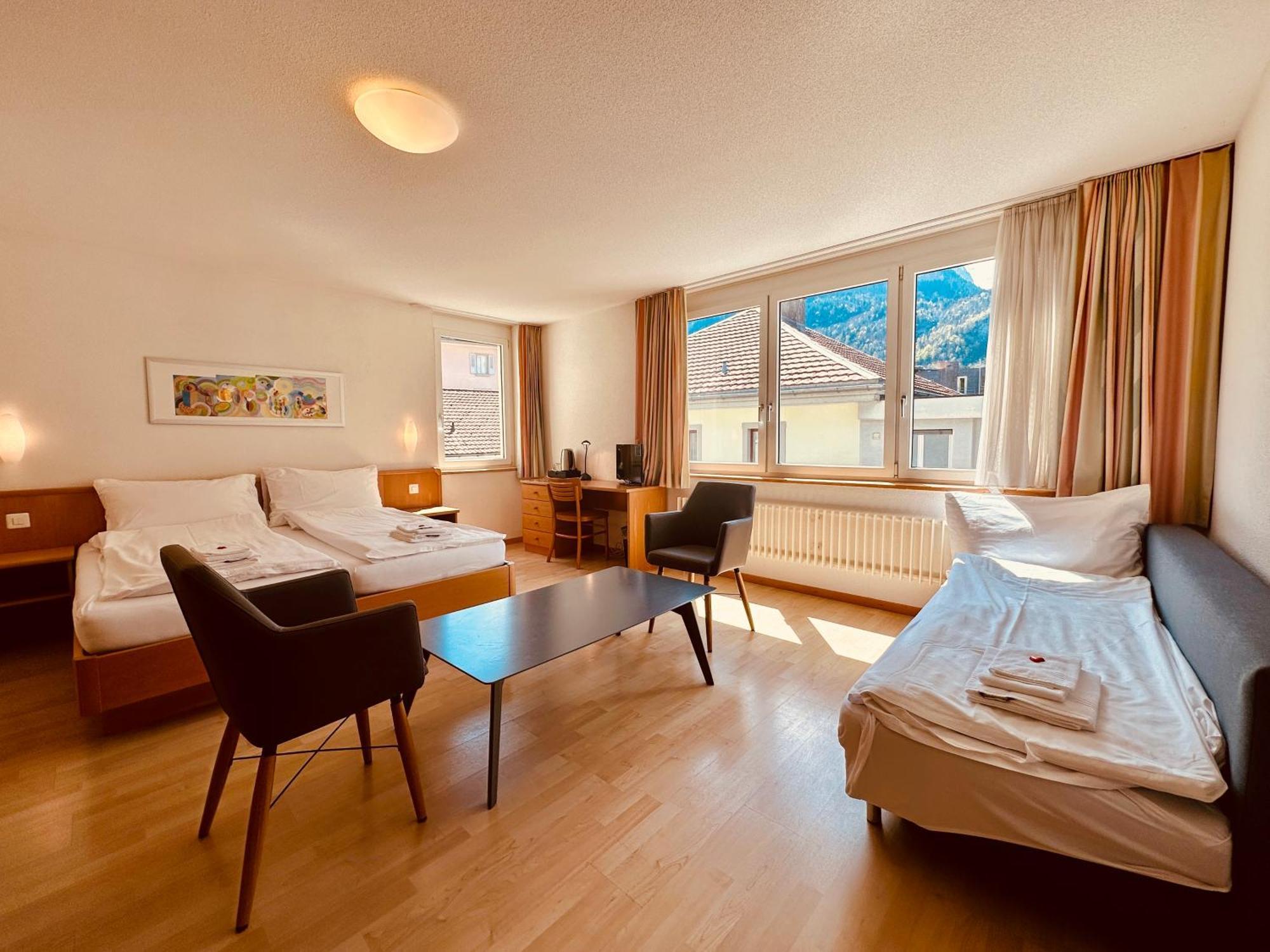 Hotel Rebstock Майринген Екстериор снимка