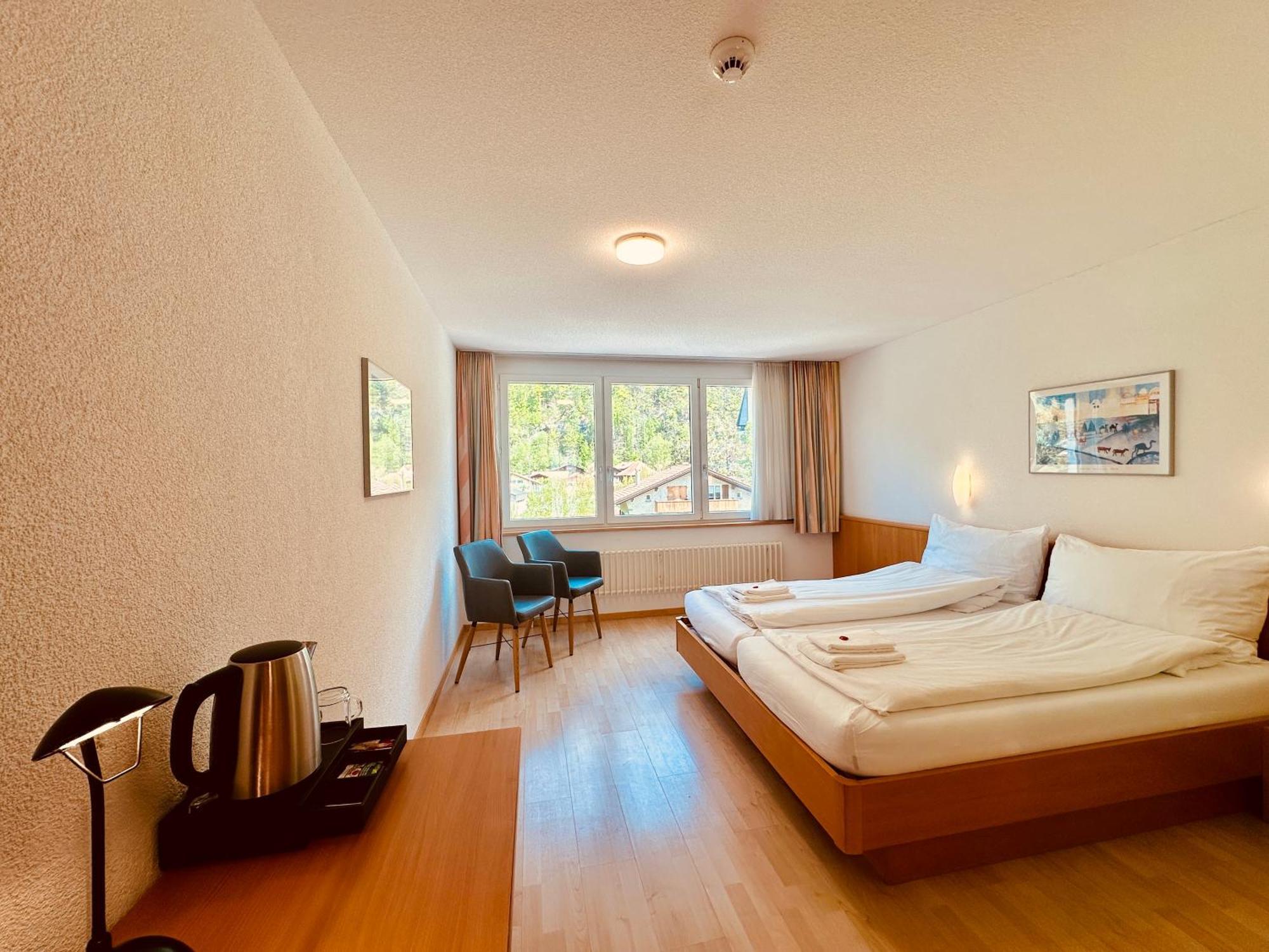 Hotel Rebstock Майринген Екстериор снимка