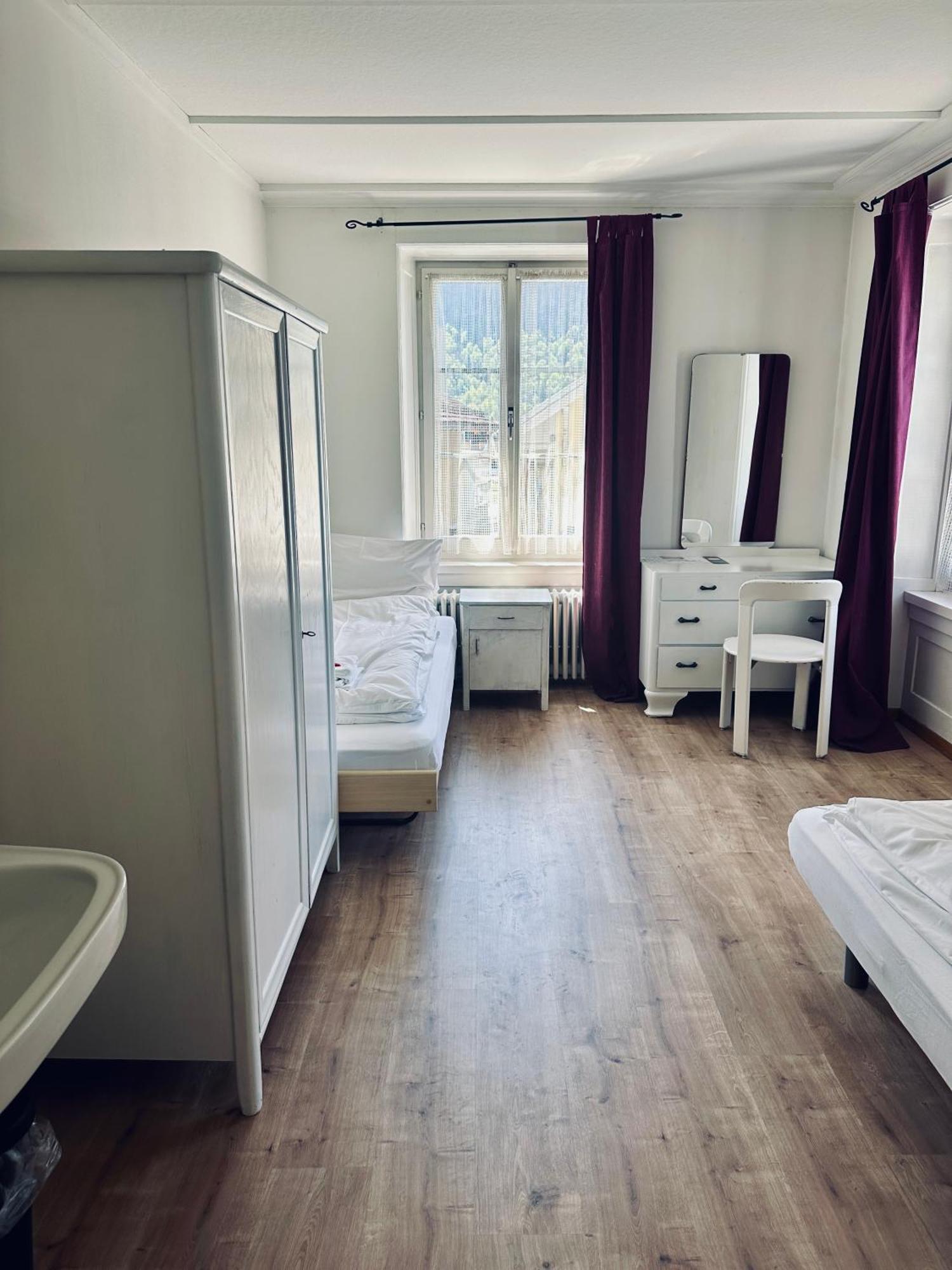 Hotel Rebstock Майринген Екстериор снимка